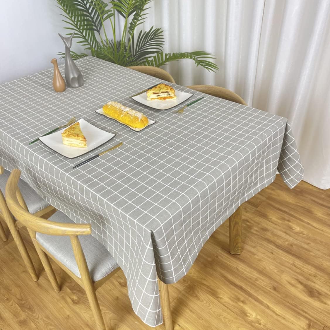 Rustic Plaid Table Cover